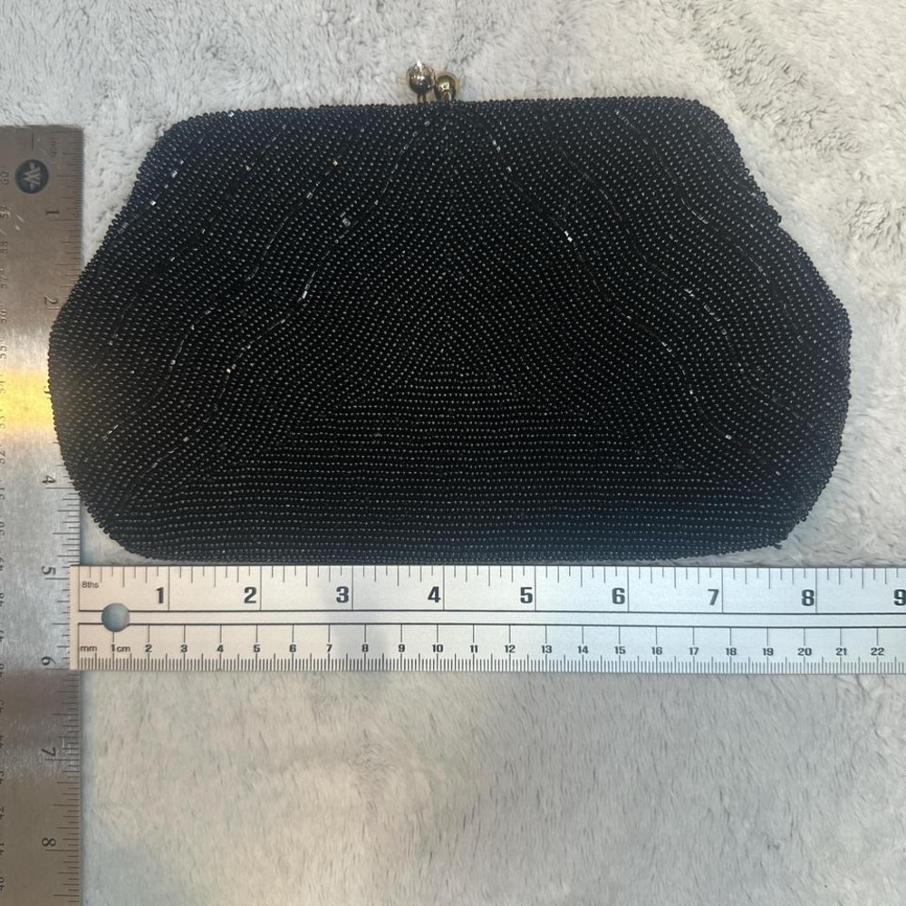 Vintage Black beaded clutch purse with gold diamond clasp - Picture 2 of 8